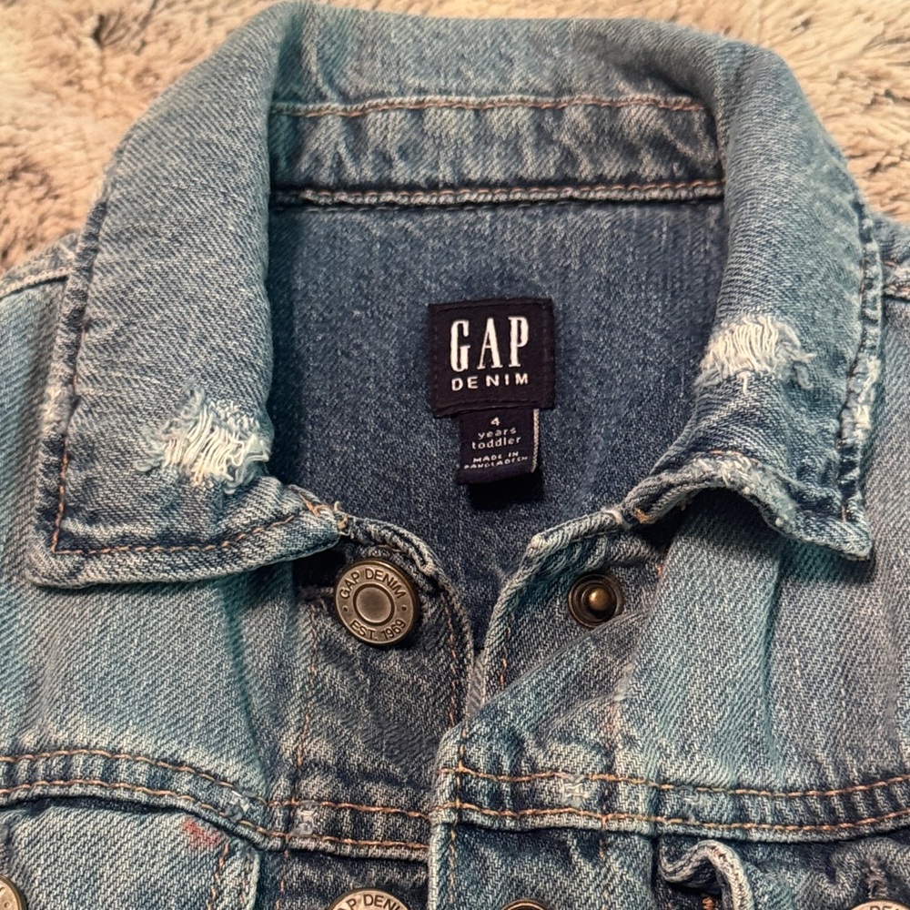 GAP Kids Classic Blue Jean Jacket - Picture 6 of 10